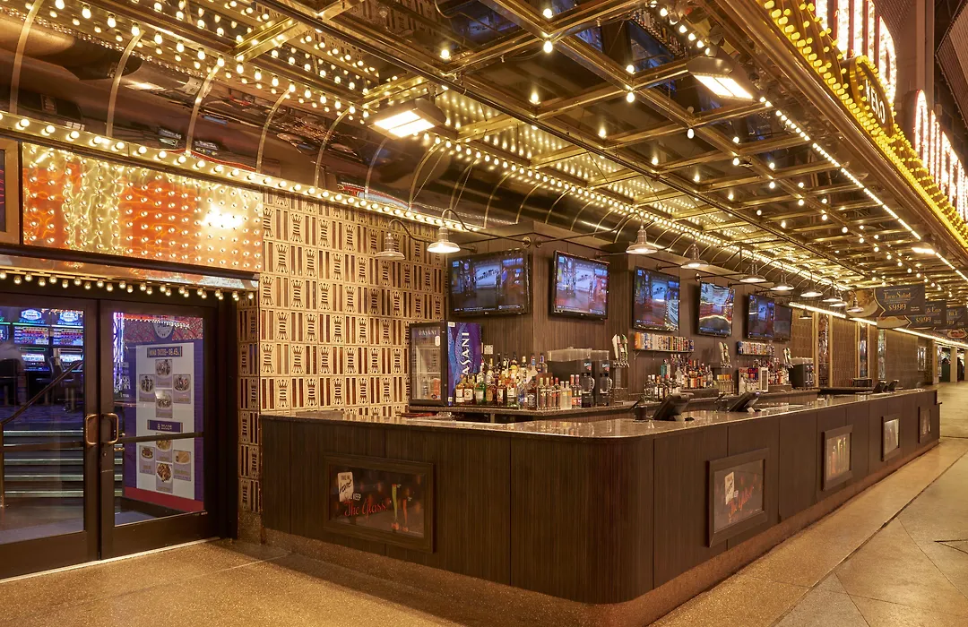 Four Queens Hotel & Casino-1
